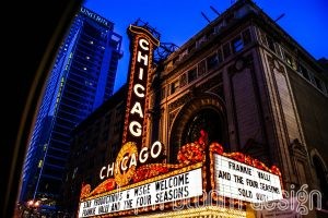 The iconic Chicago theatre sign