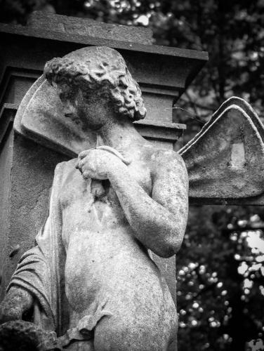 Statue on a grave in Paris